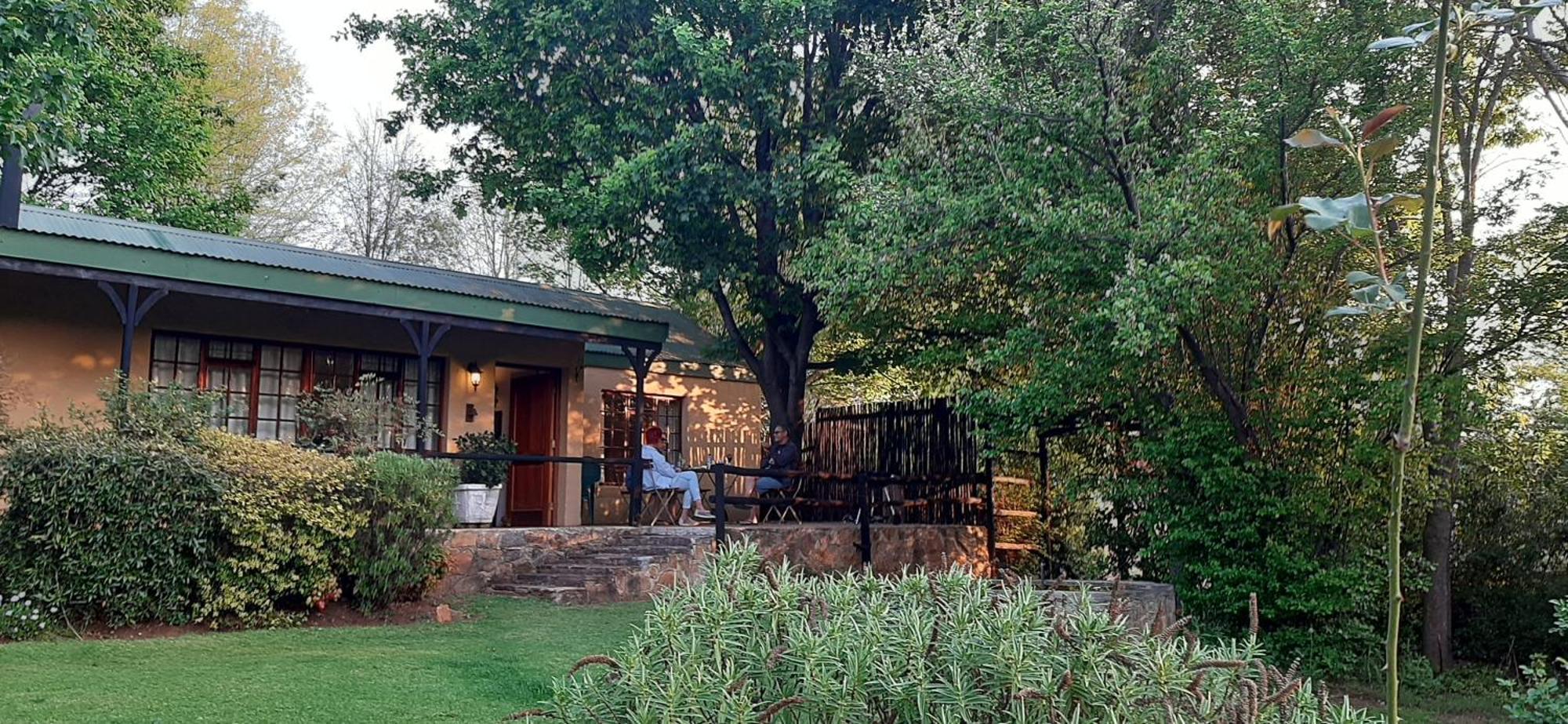 Schaefers' Halt Hotel Dullstroom Bagian luar foto