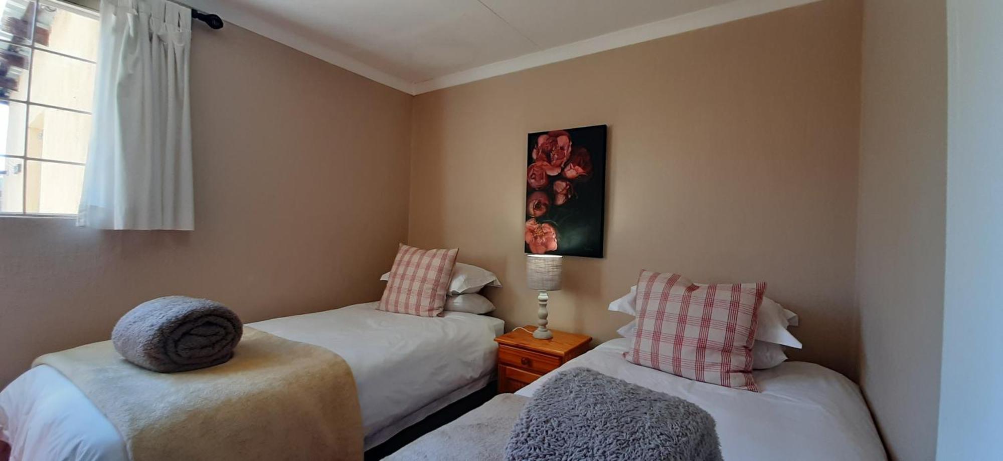 Schaefers' Halt Hotel Dullstroom Bagian luar foto